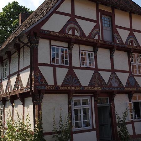 Klosterkrug Apartments Luneburg Bagian luar foto